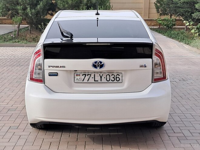 Toyota Prius 2013, 305,775 km - 1.8 л - Bakı