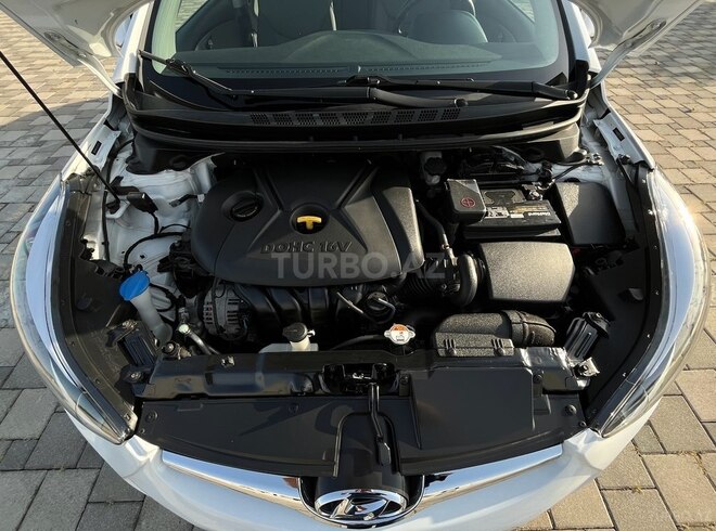Hyundai Elantra 2015, 63,800 km - 1.8 л - Bakı
