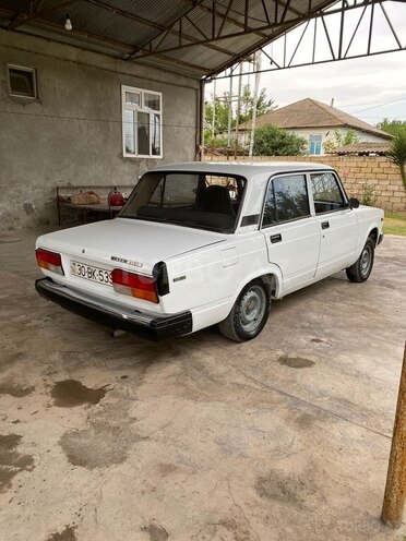 LADA (VAZ) 2107 2003, 40,000 km - 1.6 l - İmişli