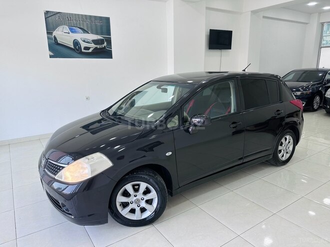 Nissan Tiida-4