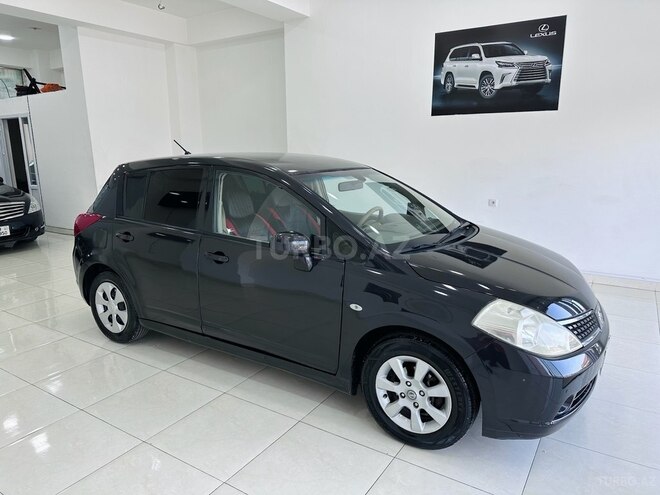 Nissan Tiida-19