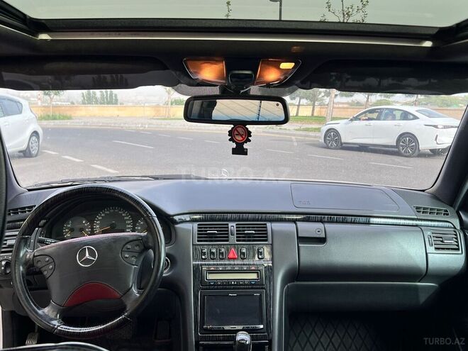 Mercedes E 320 2000, 352,000 km - 3.2 l - Bakı