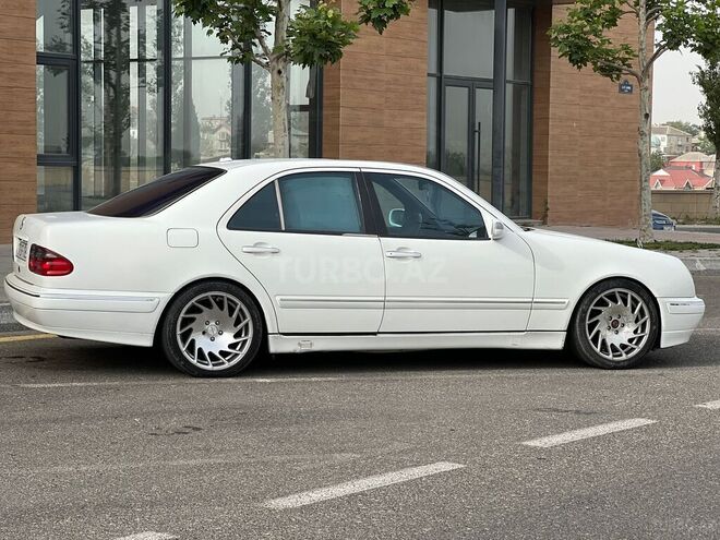 Mercedes E 320 2000, 352,000 km - 3.2 l - Bakı