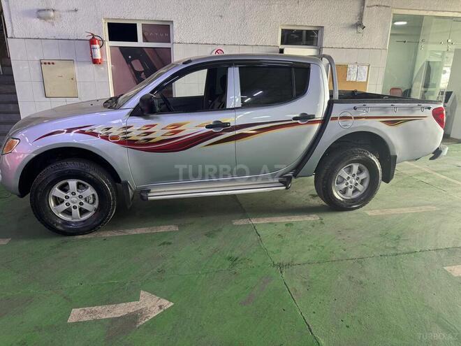 Mitsubishi L200 2007, 400,000 km - 2.5 l - Bakı