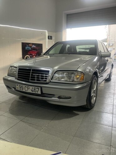 Mercedes C 200 1999, 333,000 km - 2.0 l - Ucar