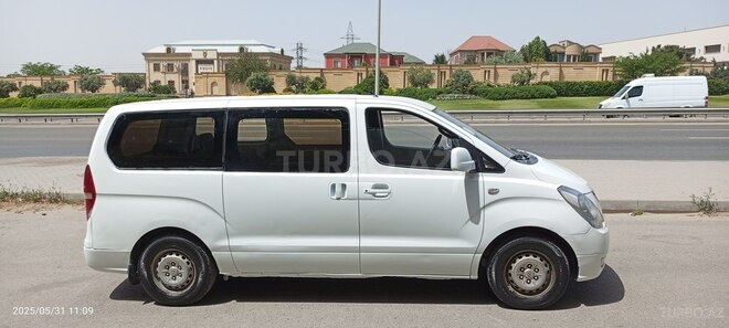 Hyundai H-1 2009, 236,804 km - 2.5 l - Bakı
