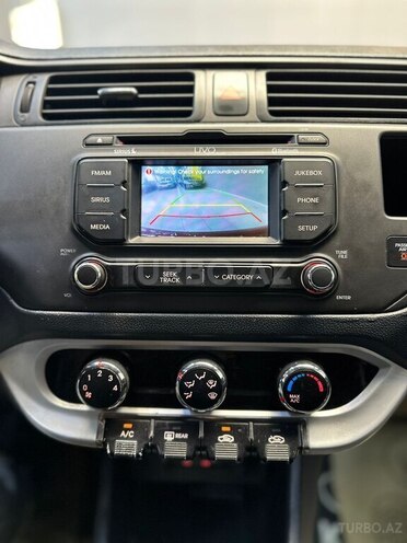 Kia Rio 2015, 131,000 km - 1.4 l - Sumqayıt
