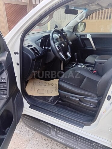 Toyota Land Cruiser Prado 2017, 136,753 km - 2.8 l - Bakı