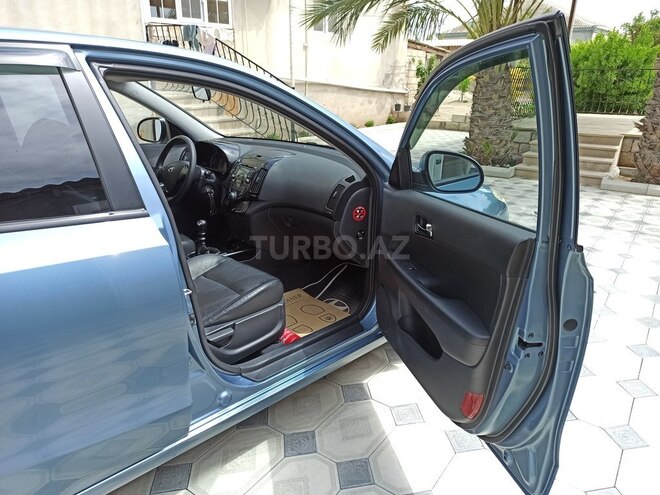 Hyundai i30 2007, 300,000 km - 1.6 л - Bakı