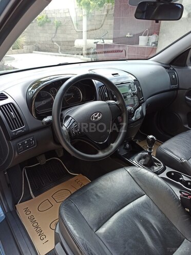 Hyundai i30 2007, 300,000 km - 1.6 л - Bakı