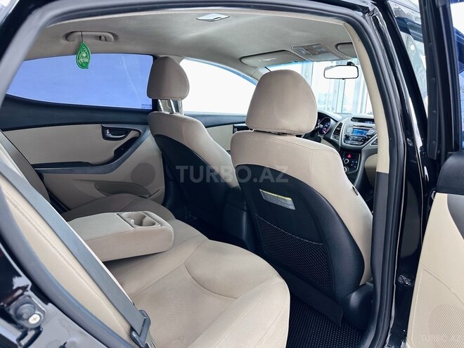 Hyundai Elantra 2015, 216,000 km - 1.8 l - Sumqayıt