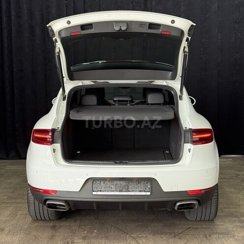 Porsche Macan-7