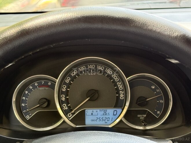 Toyota Corolla 2013, 255,200 km - 1.6 l - Bakı