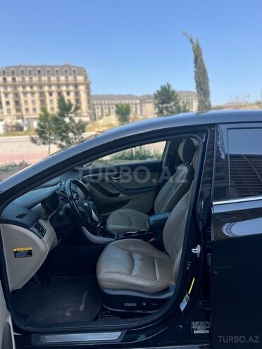 Hyundai Elantra 2015, 120,000 km - 1.8 l - Bakı