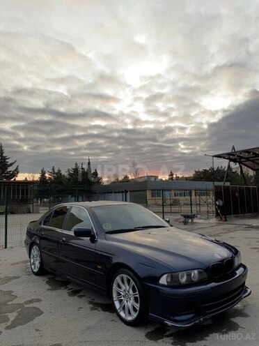 BMW 525 2001, 300,000 km - 2.5 l - Bakı