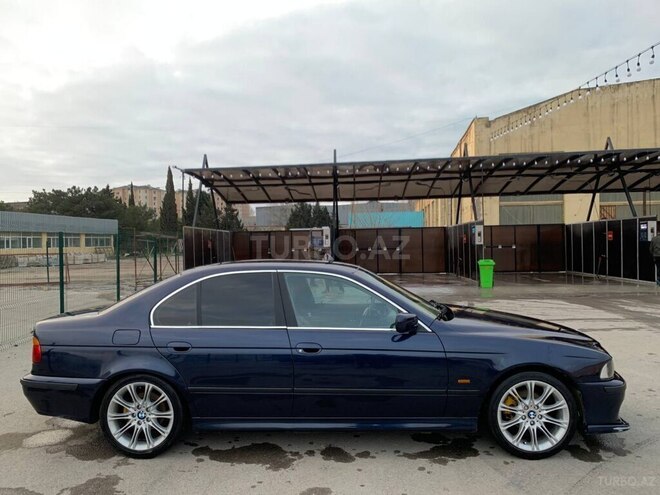 BMW 525 2001, 300,000 km - 2.5 l - Bakı