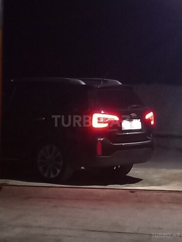 Kia Sorento 2013, 207,000 km - 2.0 l - Salyan