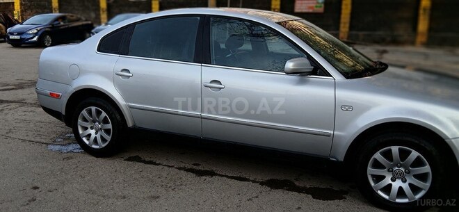 Volkswagen Passat 2001, 24,000 km - 1.8 l - Bakı