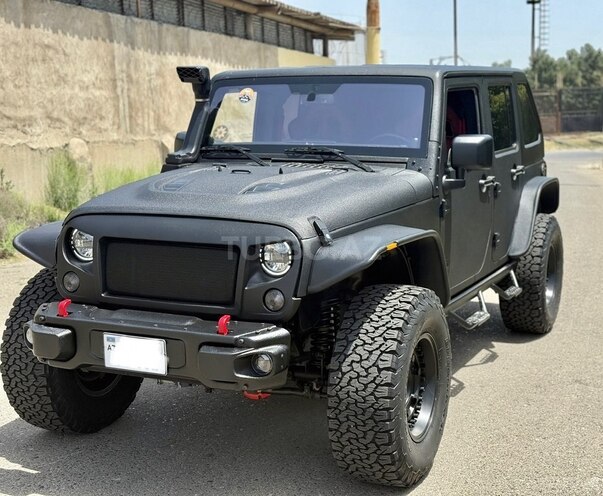 Jeep Wrangler-3