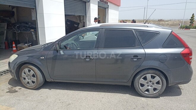 Kia  2007, 329,000 km - 1.4 l - Bakı