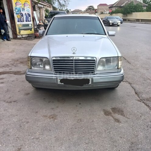 Mercedes E 200 d 1993, 456,128 km - 2.0 l - Bakı