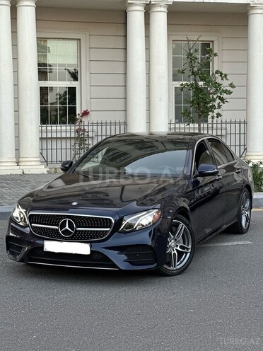 Mercedes E 300-1