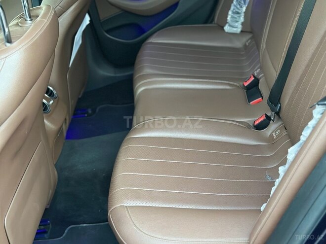Mercedes E 300-17
