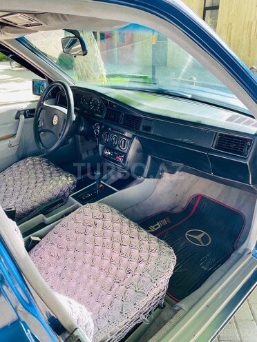 Mercedes 190 1990, 239,141 km - 1.8 l - Bakı