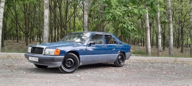 Mercedes 190 1990, 239,141 km - 1.8 l - Bakı
