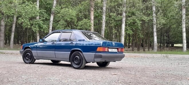 Mercedes 190 1990, 239,141 km - 1.8 l - Bakı