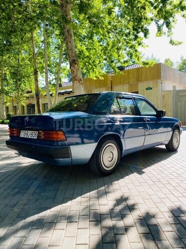 Mercedes 190 1990, 239,141 km - 1.8 l - Bakı