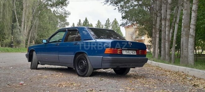 Mercedes 190 1990, 239,141 km - 1.8 l - Bakı