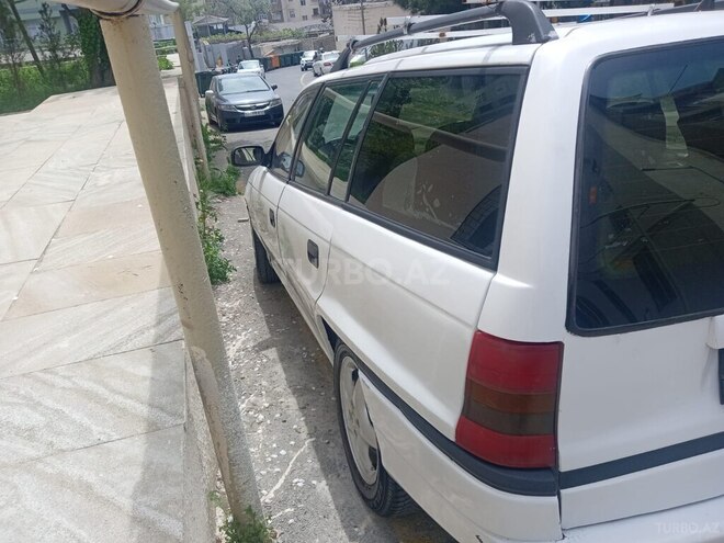 Opel Astra 1996, 410,000 km - 1.6 l - Bakı