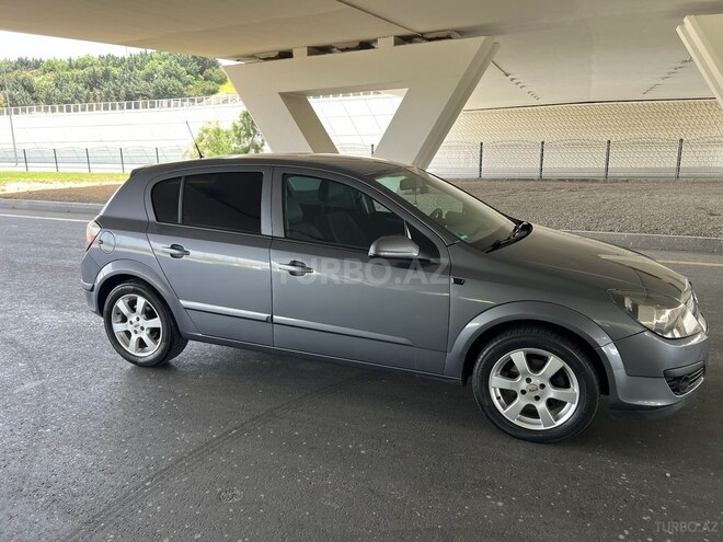 Opel Astra 2006, 233,000 km - 1.4 l - Bakı