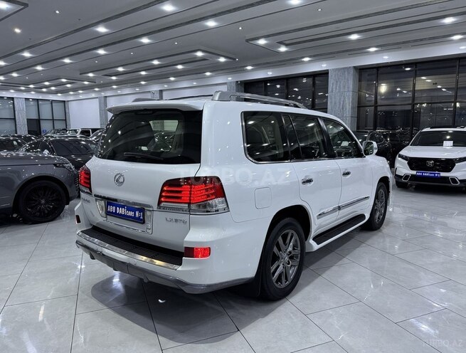 Lexus LX 570-5