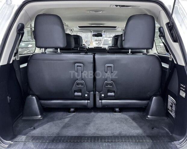 Lexus LX 570-15