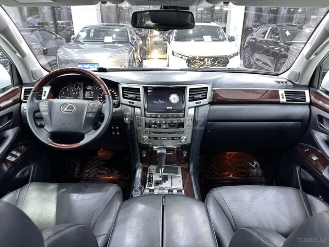 Lexus LX 570-8