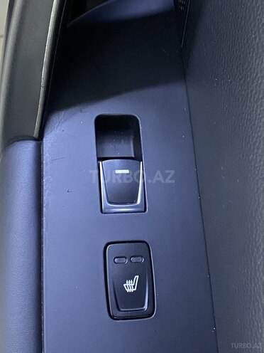 Hyundai Grandeur-21