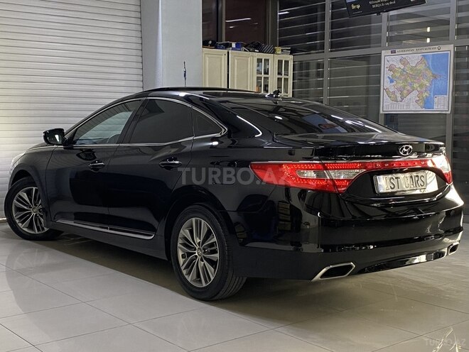 Hyundai Grandeur-11