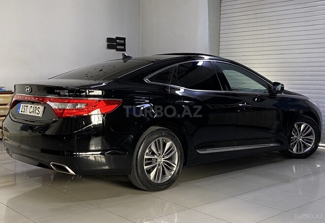 Hyundai Grandeur-12