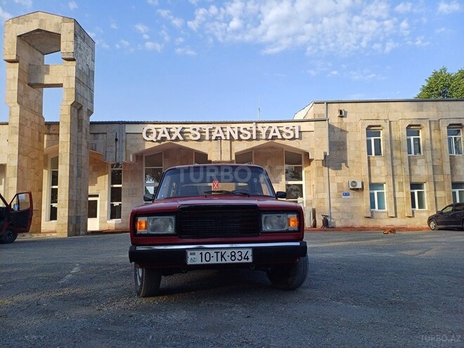 LADA (VAZ) 2107 2006, 70,000 km - 1.6 л - Qax
