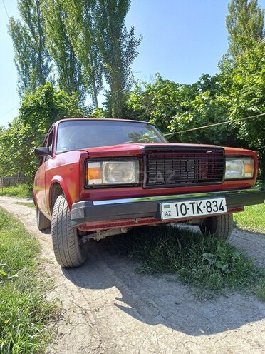LADA (VAZ) 2107 2006, 70,000 km - 1.6 л - Qax