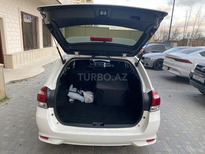 Toyota Corolla Fielder 2019, 110,000 km - 1.5 л - Bakı