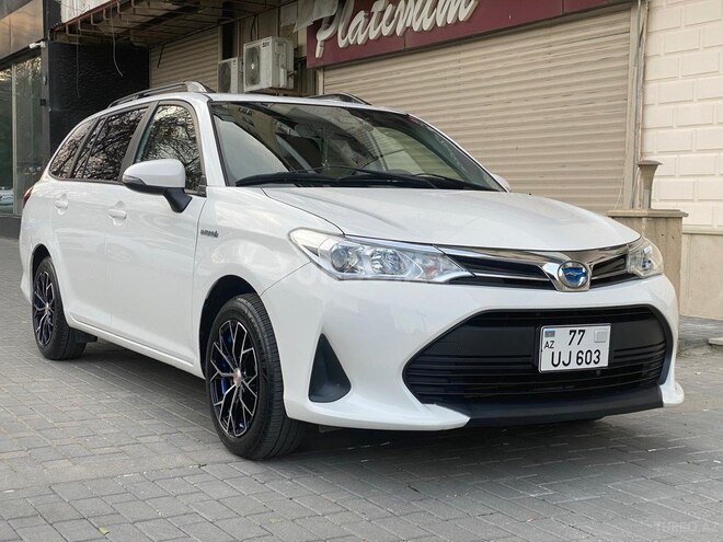 Toyota Corolla Fielder 2019, 110,000 km - 1.5 л - Bakı