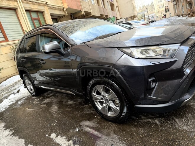 Toyota RAV4 2023, 31,150 km - 2.5 л - Bakı