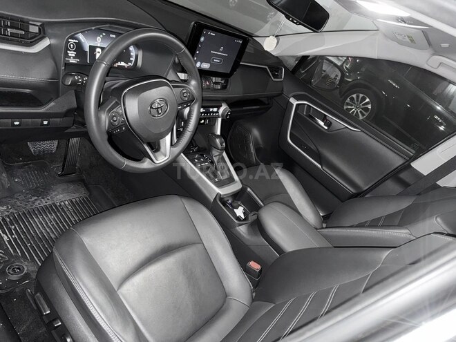 Toyota RAV4 2023, 31,150 km - 2.5 л - Bakı