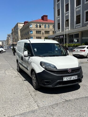 Fiat Doblo 2017, 330,000 km - 1.4 л - Bakı