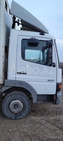 Mercedes Atego 817 2000, 550,000 km - 4.3 л - Biləsuvar