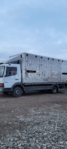 Mercedes Atego 817 2000, 550,000 km - 4.3 л - Biləsuvar