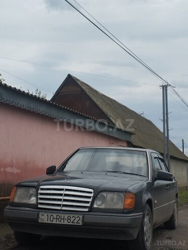 Mercedes E 220 1995, 285,000 km - 2.2 l - Bakı